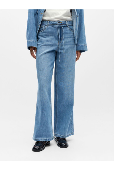 Jean large à taille nouée