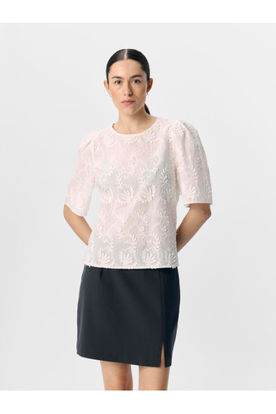 Blouse brodée à manches courtes