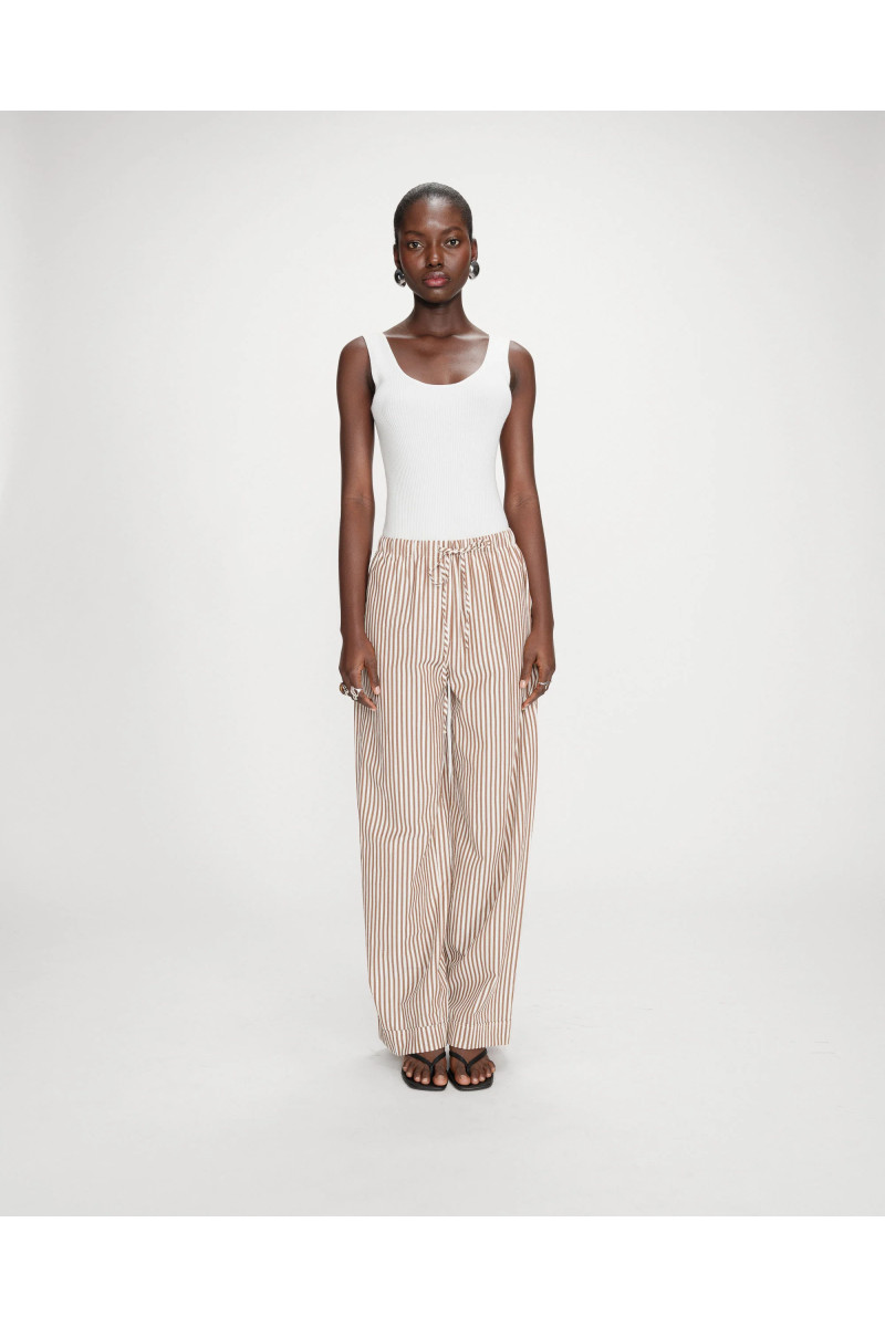 Pantalon large à rayures
