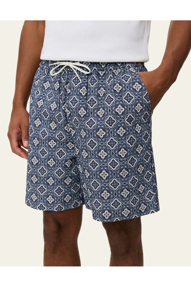 Short Harry Arabesque