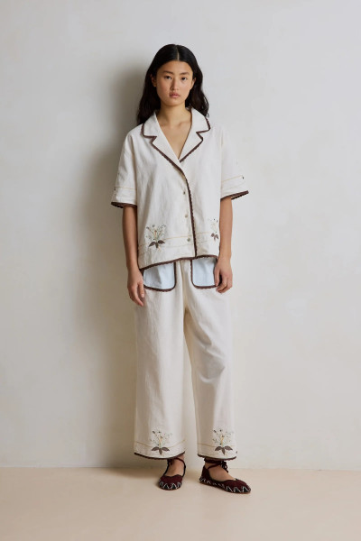 Pantalon avec broderies