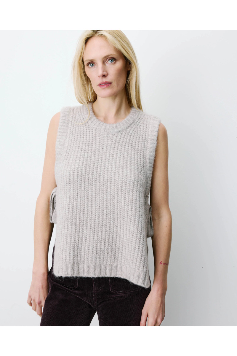 Pull sans manches à nouer