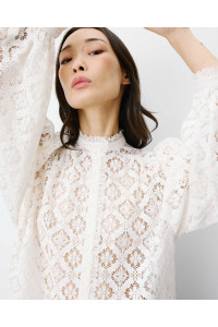 Blouse ample en dentelle