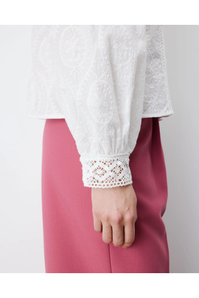 Blouse en broderie anglaise