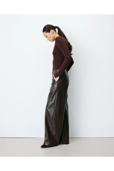 Pantalon oversize en similicuir