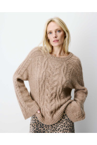 Pull torsadé à nouer au dos