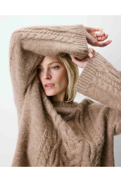 Pull torsadé à nouer au dos