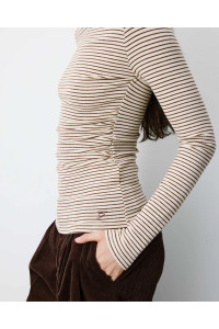 Top rayé taille froncée