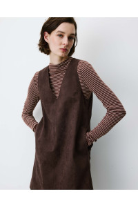Robe courte sans manches