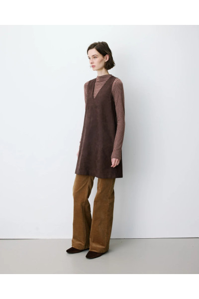 Robe courte sans manches
